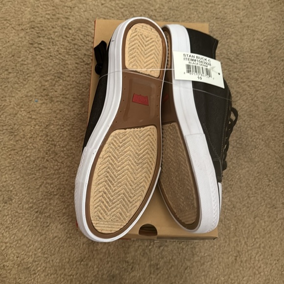 Levi’s stand buck c shoes size 10 black denim brand new - Picture 2 of 3